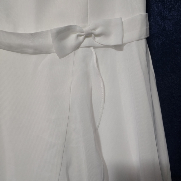 JJs House Ivory Long Wedding Dress 100 % Polyester. Size 16. Bust 34" Waist 32" - Picture 4 of 9
